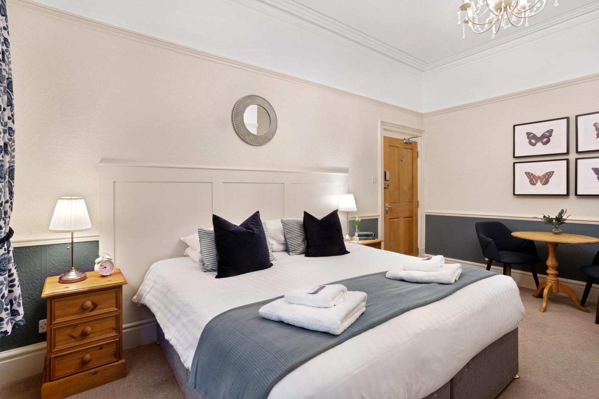 Fountains Guest House - Harrogate Stays Exteriér fotografie