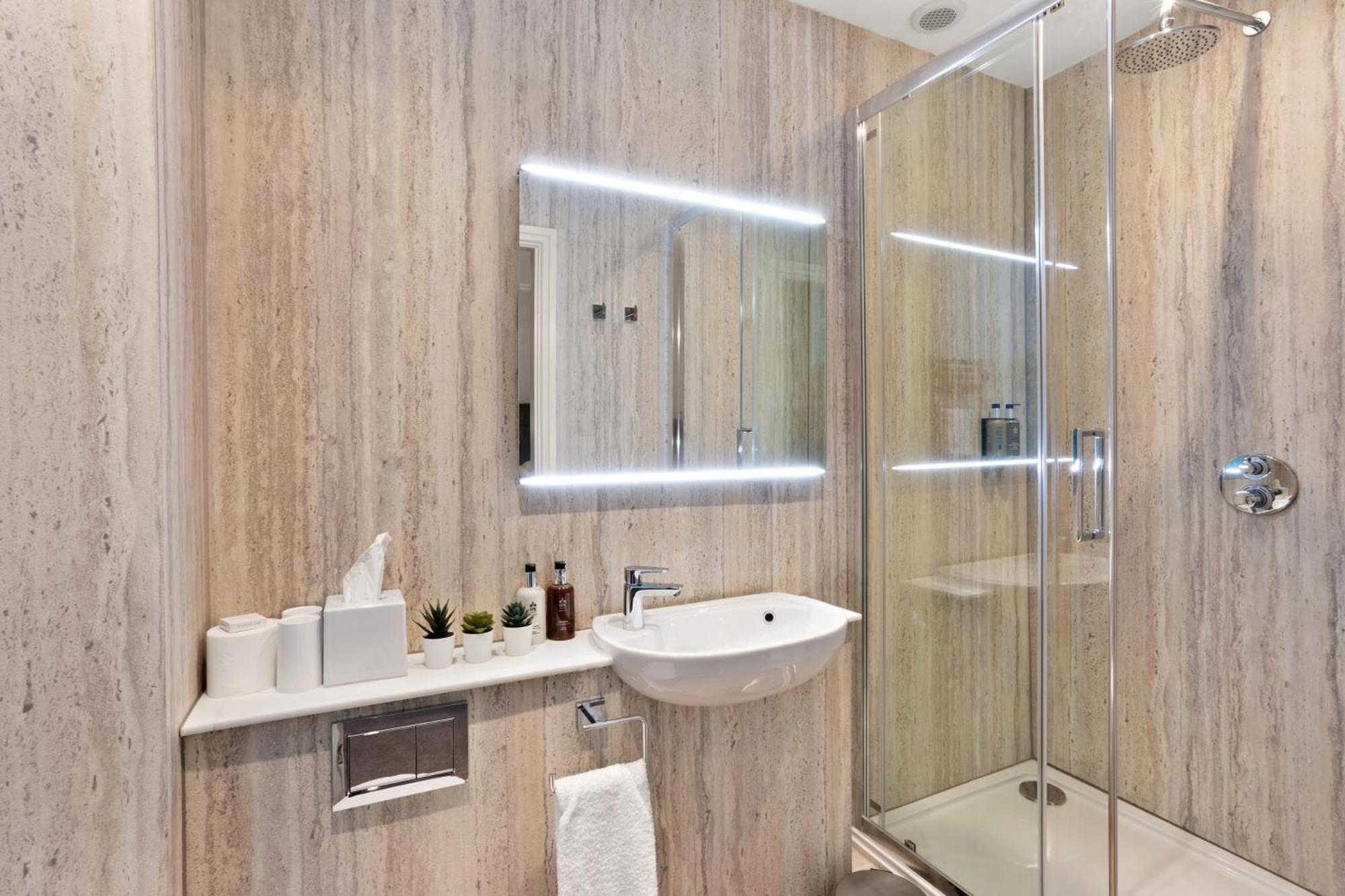 Fountains Guest House - Harrogate Stays Exteriér fotografie